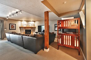 Canyon Crossing 23 3 Bedroom Townhouse by RedAwning