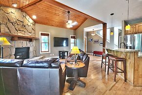 Canyon Crossing 23 3 Bedroom Townhouse by RedAwning