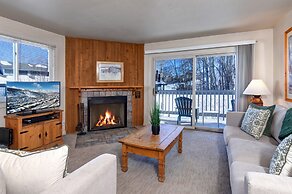 Snow Flower 141 2 Bedroom Condo by RedAwning