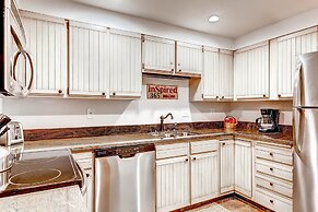 Park Station 134 2 Bedroom Condo by RedAwning