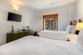 Park Station 134 2 Bedroom Condo by RedAwning