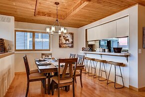 Motherlode 3 3 Bedroom Townhouse by RedAwning