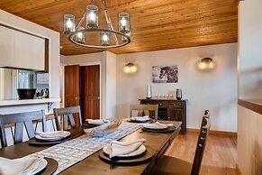 Motherlode 3 3 Bedroom Townhouse by RedAwning