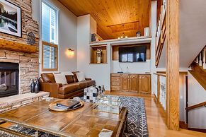 Motherlode 3 3 Bedroom Townhouse by RedAwning