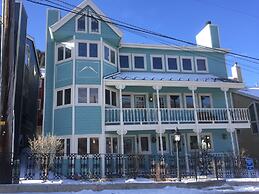 Motherlode 3 3 Bedroom Townhouse by RedAwning