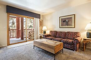 Snow Flower 067 2 Bedroom Condo by RedAwning