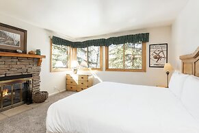 Snow Flower 067 2 Bedroom Condo by RedAwning