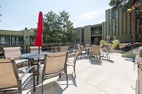 Edelweiss Haus H 2 Bedroom Condo by RedAwning