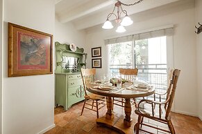 Edelweiss Haus H 2 Bedroom Condo by RedAwning