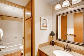 Powder Pointe 201a 1 Bedroom Condo by RedAwning