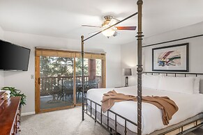 Snow Flower 014 3 Bedroom Condo by RedAwning