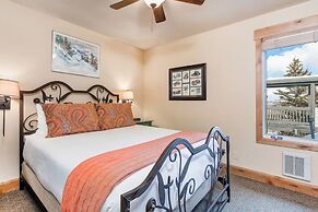 Snow Flower 156 2 Bedroom Condo by RedAwning