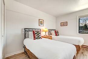 Suncreek A-7 2 Bedroom Condo by RedAwning