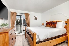 Suncreek A-7 2 Bedroom Condo by RedAwning