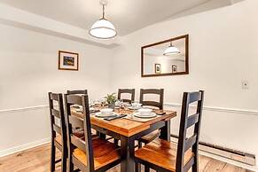 Suncreek A-7 2 Bedroom Condo by RedAwning