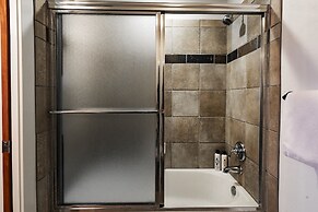 Town Pointe A104 3 Bedroom Condo by Redawning