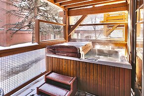 Town Pointe A104 3 Bedroom Condo by Redawning