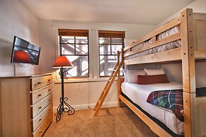 Town Pointe A104 3 Bedroom Condo by Redawning