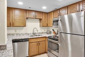 Park Station 214-1 1 Bedroom Condo by RedAwning