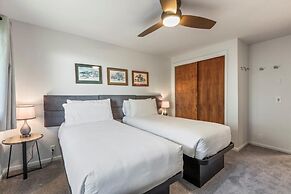 Snow Flower 079 2 Bedroom Condo by RedAwning