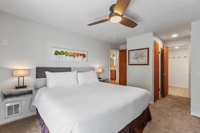 Snow Flower 079 2 Bedroom Condo by RedAwning