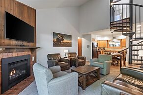 Snow Flower 079 2 Bedroom Condo by RedAwning