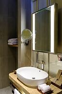 Marianna Resort & Convention Tuktuk Samosir