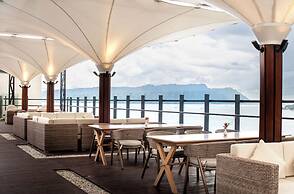 Marianna Resort & Convention Tuktuk Samosir