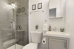 3BR Apt in Logan Square near Highlights