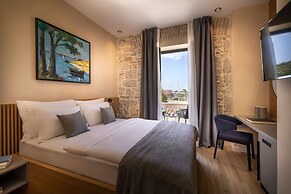 DUNATOVI DVORI Heritage Hotel