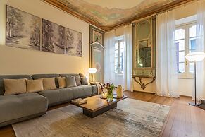 Rovelli 41 in Como With 2 Bedrooms and 3 Bathrooms