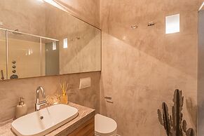 Rovelli 41 in Como With 2 Bedrooms and 3 Bathrooms