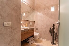 Rovelli 41 in Como With 2 Bedrooms and 3 Bathrooms
