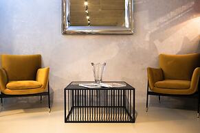 The Amberlyn Suite Hotel