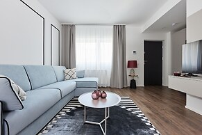 The Amberlyn Suite Hotel