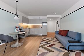 The Amberlyn Suite Hotel