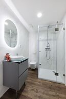 The Amberlyn Suite Hotel