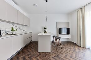 The Amberlyn Suite Hotel