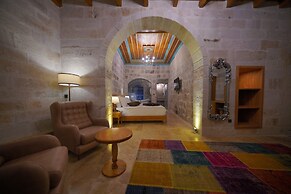 Cappadocia Secret Hill Cave Suites