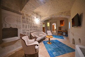 Cappadocia Secret Hill Cave Suites