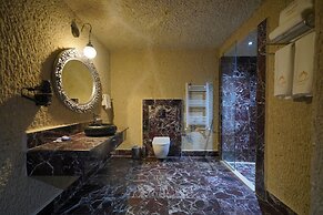 Cappadocia Secret Hill Cave Suites