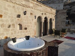 Cappadocia Secret Hill Cave Suites