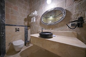 Cappadocia Secret Hill Cave Suites