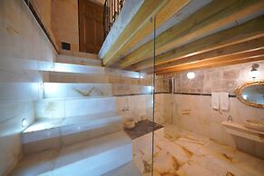 Cappadocia Secret Hill Cave Suites