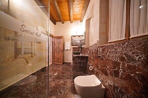 Cappadocia Secret Hill Cave Suites