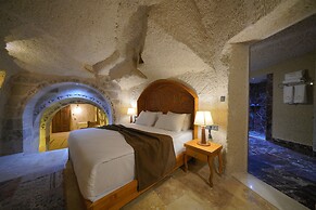 Cappadocia Secret Hill Cave Suites