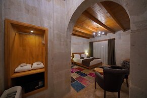 Cappadocia Secret Hill Cave Suites