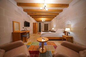 Cappadocia Secret Hill Cave Suites