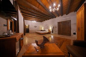 Cappadocia Secret Hill Cave Suites