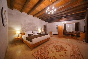 Cappadocia Secret Hill Cave Suites
